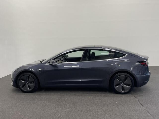 Tesla Model 3 Standard RWD Plus 60 kWh SOH 93% Airco ECC Navigatie Parkeersensoren Camera Adaptive Cruise Leder Panoramadak
