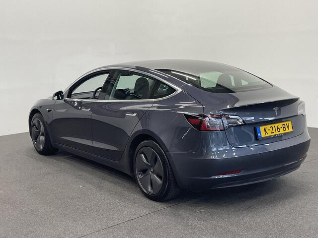Tesla Model 3 Standard RWD Plus 60 kWh SOH 93% Airco ECC Navigatie Parkeersensoren Camera Adaptive Cruise Leder Panoramadak