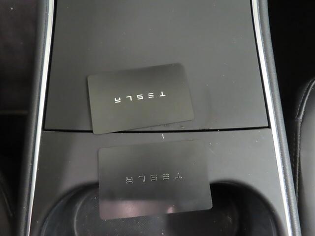 Tesla Model 3 Standard RWD Plus 60 kWh SOH 93% Airco ECC Navigatie Parkeersensoren Camera Adaptive Cruise Leder Panoramadak