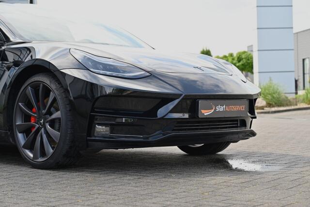 Tesla Model 3 Performance AWD 75 kWh Pano ACC â¬ 240,00 per maand