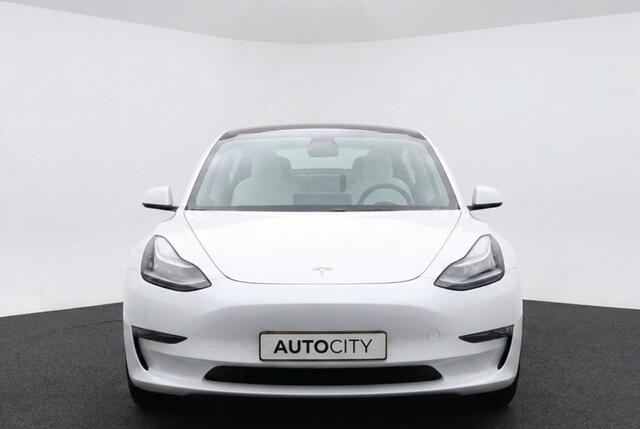 Tesla Model 3 Standard RWD Plus 60 kWh FACELIFT | Warmtepomp | Autopilot