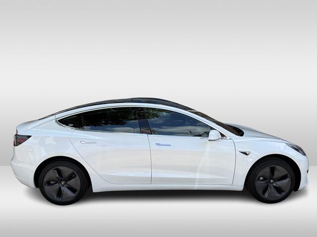 Tesla Model 3 Standard RWD Plus 60 kWh | voorstoel verwarming | 18 inch velgen | panoramadak |