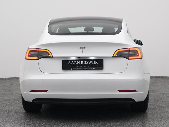 Tesla Model 3 RWD 60 kWh | PANO | CAMERA | STOELVERWARMING