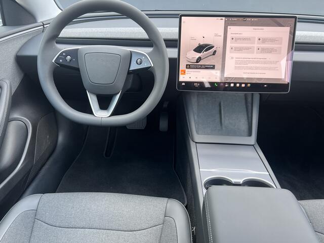 Tesla Model 3 RWD Direct Leverbaar NL Auto
