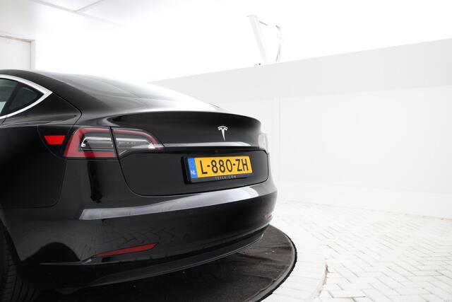 Tesla Model 3 Standard RWD Plus 60 kWh Navigatie,
