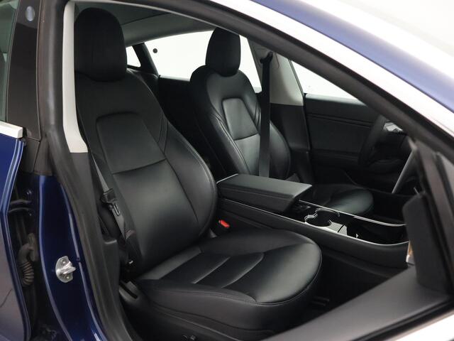 Tesla Model 3 LONG RANGE AWD 75 kWh + TREKHAAK AFNEEMBAAR | PANORAMA | ZWART LEDER | STOELVERW. V+A
