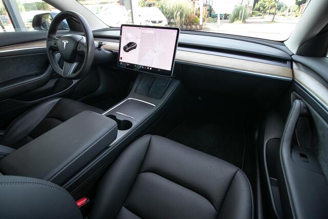 Tesla Model 3 Standard RWD Plus 60 kWh