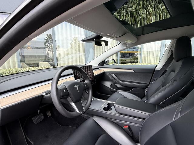 Tesla Model 3 Standard RWD Plus LFP/ Pano/ Leder