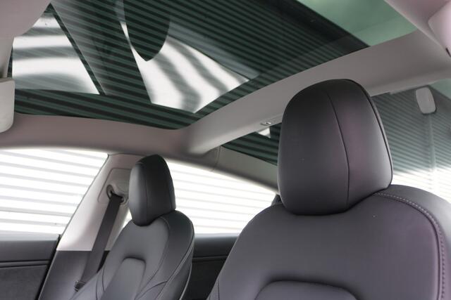 Tesla Model 3 Performance Dual AWD 75 kWh 463PK (Panoranadak Autopilot Leder ACC 360Camera Standkachel Warmtepomp 20InchLMV)