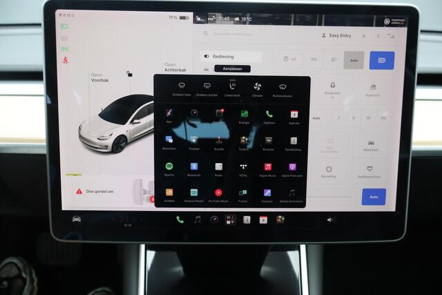 Tesla Model 3 Long Range AWD 75 kWh | SOH 84,6 | Full Self-Driving com 3 | Panoramadak | Vijfvoudige stoelverwarming | Trekhaak