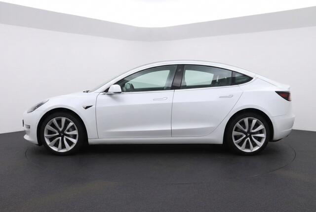Tesla Model 3 Long Range AWD 75kWh | Autopilot | Trekhaak | Origineel NL auto