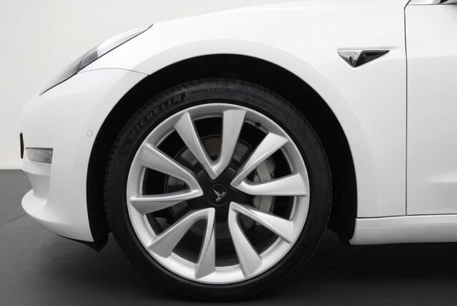 Tesla Model 3 Long Range AWD 75kWh | Autopilot | Trekhaak | Origineel NL auto