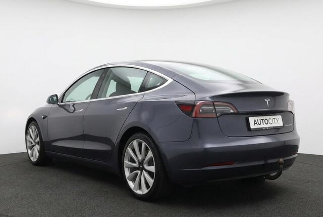 Tesla Model 3 Long Range AWD 75kWh Trekhaak | Pano | Autopilot FSD | NL auto met NAP