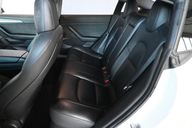 Tesla Model 3 Standard RWD Plus 60 kWh SOH 91% 238Pk Cruise Leder Panoramadak FSD Computer 3 Autopilot Inruil Mogelijk!
