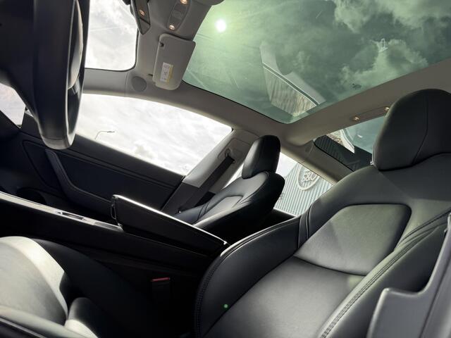 Tesla Model 3 Long Range RWD 75 kWh | Nieuwstaat | Pano |