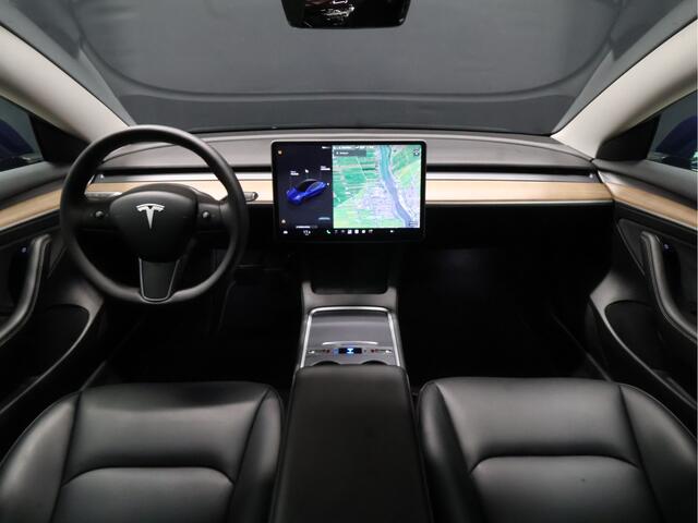 Tesla Model 3 Long Range RWD 75 kWh [SOH 95%, PANORAMADAK, STOELVERWARMING V+A, STUURWIEL VERWARMING, CAMERA, ELEKTRISCH VERSTELBARE STOELEN, ELEKTRISCH ACHTERLKLEP, SELF DRIVING BETA, NAVIGATIE, BLUETOOTH, CLIMATE CONTROL, – foto 5