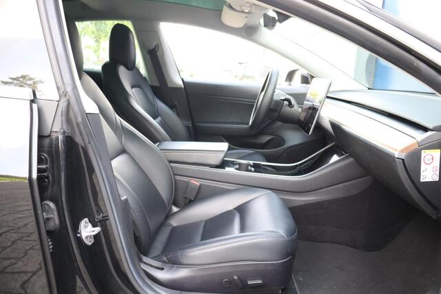 Tesla Model 3 Standard RWD Plus 60 kWh | SOH 84,1% | Trekhaak |1 jaar Garantie op de Accu | Computer 2.5 | Zwart-zwart – foto 10