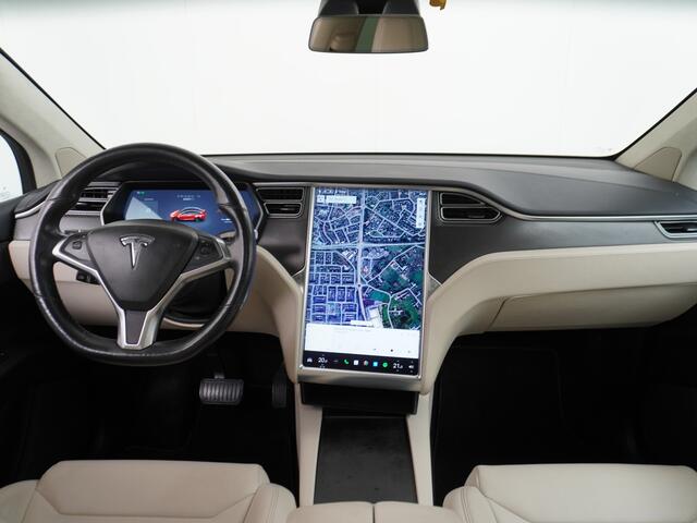 Tesla Model X P100D 7p. 100kWh Trekhaak Long Range Leder 22" lm Int-Luchtvering Summon-Beta-park Adaptive-Cruise AutoPilot+Navi Panoramadak Premium-Upgrade-pakket Vleugeldeuren Camera's Elektr.Stoelen/Stuur+Verwarmd+Geheugen Keyless Wifi Adaptieve koplampen Elektr.Acht