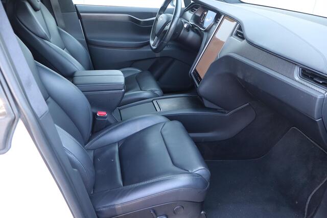 Tesla Model X 100D 6p. 93% SOH, BTW Auto, Panoramadak, 6 Persoons, Autopilot 2.5 computer, Camera, Cruise control, Trekhaak, BTW Auto