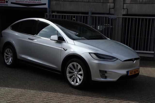 Tesla Model X 75D Base