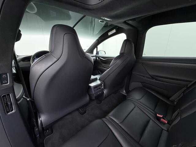 Tesla Model X 100D 20" Trekhaak Leder Luchtvering Adaptive Cruise AutoPilot Panoramadak Vleugeldeuren Camera's Elektr.Stoelen/Stuur+Verwarmd+Geheugen Keyless Wifi Adaptieve koplampen Lmv 20" Led Elektr.-Achterklep Bordherkenning Verwarmde Sproeiers-bladen Carbon Sentry