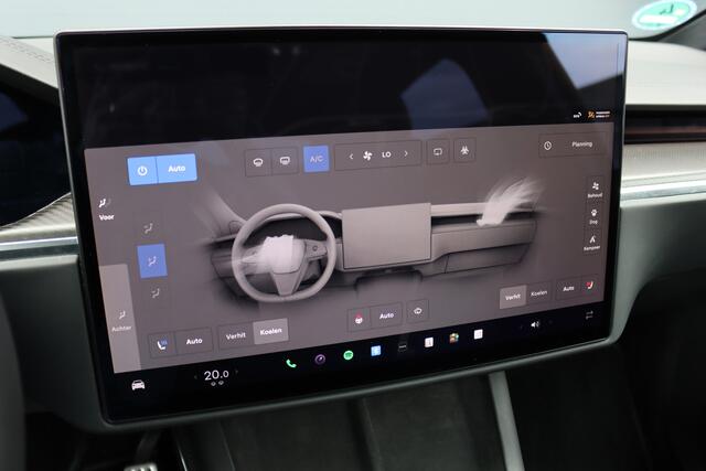 Tesla Model X Plaid AWD 6p. 100kWh | 1020pk | 71.500,- ex BTW | Luchtvering | Autopilot | Carbon | Trekhaak | Stoelventilatie | Leder | Sterrenhemel | Display Achter | Verwarmd Stuurwiel |