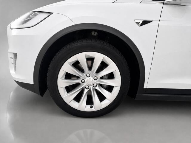 Tesla Model X 75D Base 7p.