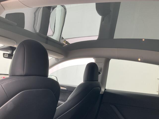 Tesla Model Y Long Range AWD 75 kWh Autopilot Stoelverw voor/achter BTW auto Dual Motor