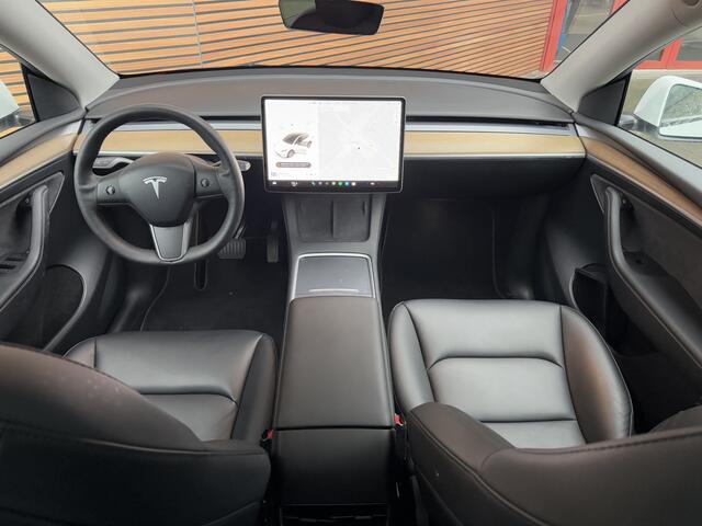 Tesla Model Y Long Range AWD 75 kWh Navi / Clima / Lm Velgen / Leer / LED / Panodak