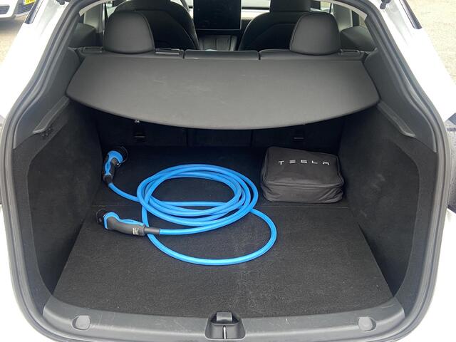 Tesla Model Y LONG RANGE