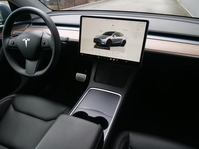 Tesla Model Y Performance AWD 463pk 75 kWh Automaat 21 inch / Autopilot / Panorama dak