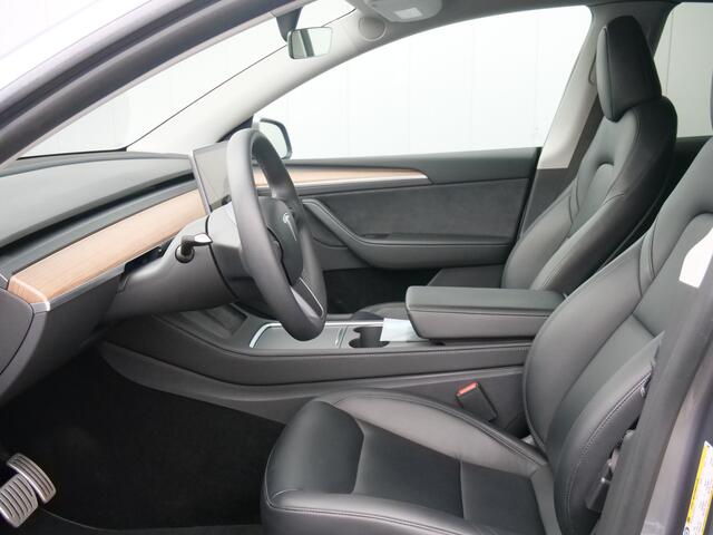Tesla Model Y Performance AWD 463pk 75 kWh Automaat 21 inch / Autopilot / Panorama dak