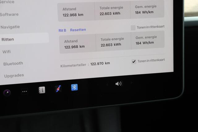 Tesla Model Y Long Range AWD 75 kWh | LEDER | PANO | STOEL/STUURVERW. | CAMERA | AUTOPILOT | NAVI |