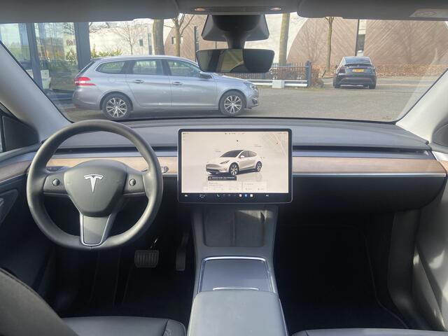 Tesla Model Y Long Range Dual AWD 78.1 kWh | AUTOPILOT | UNIEKE KM STAND! | TESLA GARANTIE T/M 9-2026