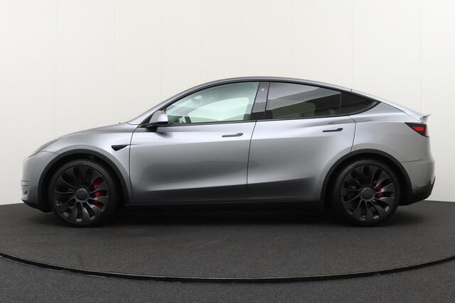 Tesla Model Y Performance AWD 463 PK 75 kWh FSD-Pack 21" Velgen Pano-Dak