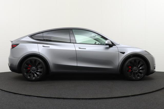 Tesla Model Y Performance AWD 463 PK 75 kWh FSD-Pack 21" Velgen Pano-Dak
