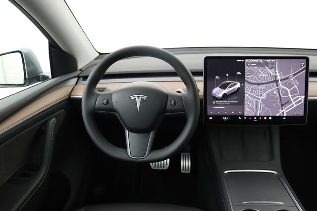 Tesla Model Y Performance AWD 463 PK 75 kWh FSD-Pack 21" Velgen Pano-Dak