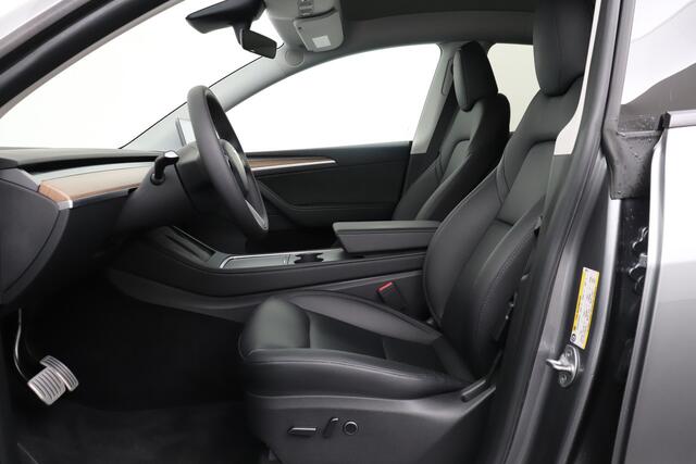 Tesla Model Y Performance AWD 463 PK 75 kWh FSD-Pack 21" Velgen Pano-Dak