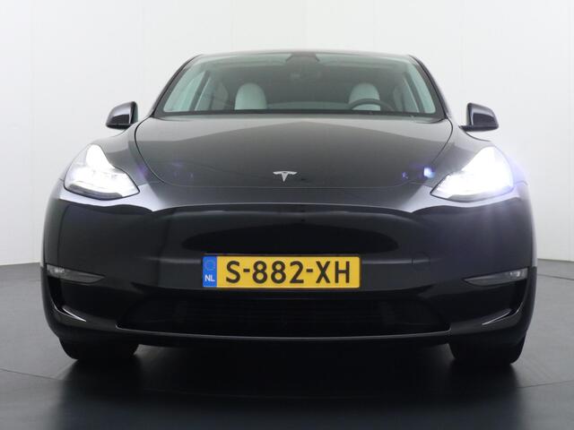 Tesla Model Y Long Range AWD 75 kWh VAN: 43.900,- VOOR: 40.877,- UW LENTEVOORDEEL: 4.023,- VOLLEDIGE TESLA GARANTIE T/M 04-2027 | AANDRIJFLIJN EN ACCU T/M 04-2031