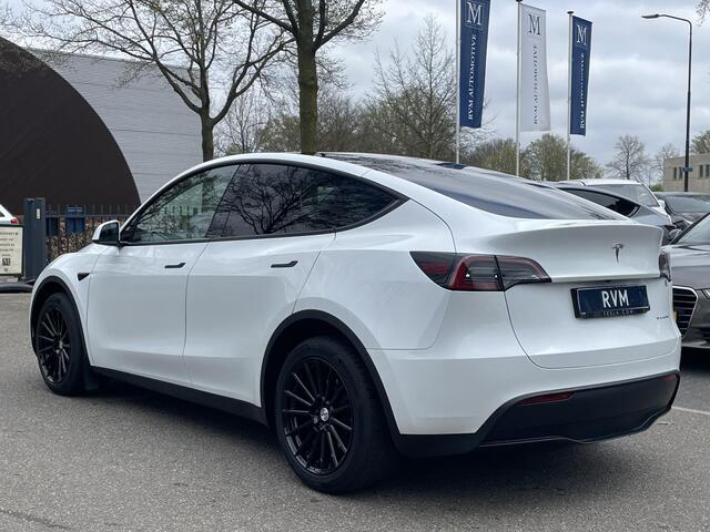 Tesla Model Y 78 kwh Long Range VAN ¤41.900,- VOOR ¤38.877,- UW LENTEVOORDEEL ¤3.023,- | TESLA GARANTIE T/M 12-2026