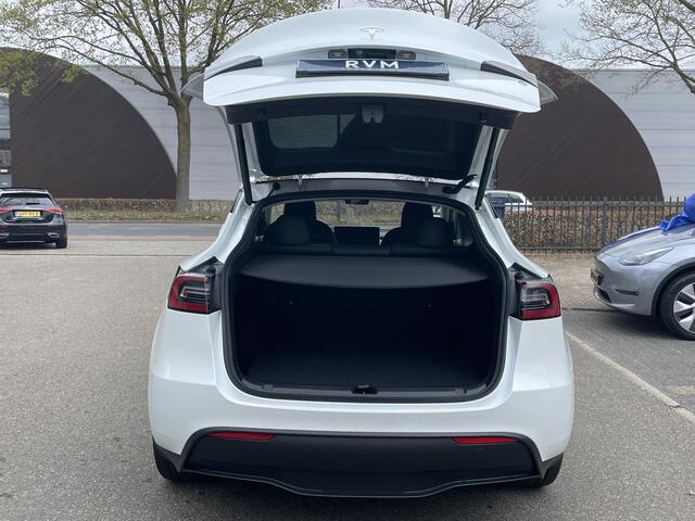 Tesla Model Y 78 kwh Long Range VAN ¤41.900,- VOOR ¤38.877,- UW LENTEVOORDEEL ¤3.023,- | TESLA GARANTIE T/M 12-2026