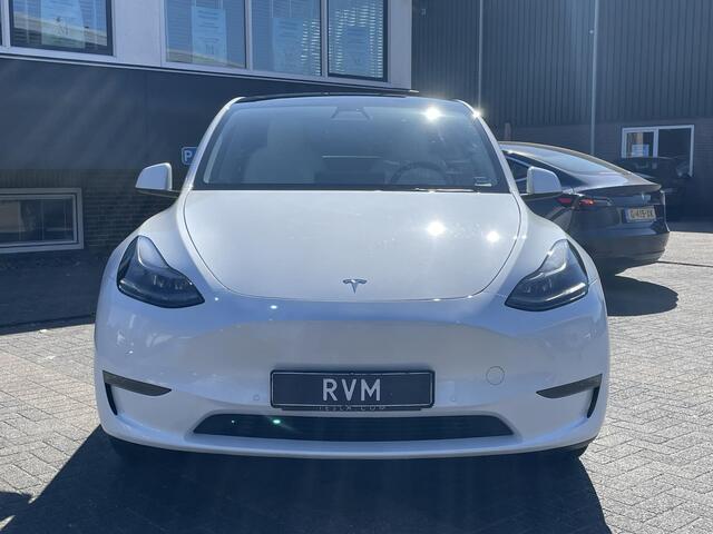 Tesla Model Y Long Range Dual AWD VAN ¤40.900,- VOOR ¤37.877,- UW LENTEVOORDEEL ¤3.023,- | AFNEEMBARE TREKHAAK