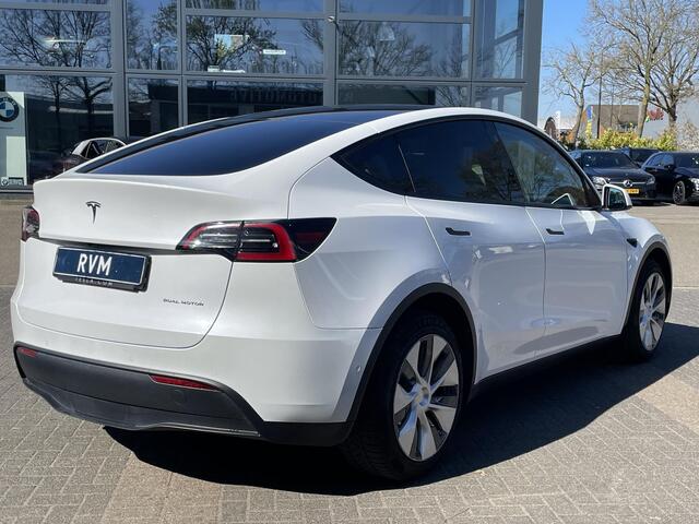 Tesla Model Y Long Range Dual AWD VAN ¤40.900,- VOOR ¤37.877,- UW LENTEVOORDEEL ¤3.023,- | AFNEEMBARE TREKHAAK