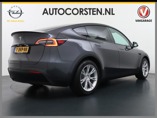Tesla Model Y RWD 60kWh LFP 300PK Warmtepomp FSD-Computer 3 Auto-Pilot Sleutel-loos(via-GSM) Leder Premium Audio Camera's Panormadak Adap.Cruise Lmv 19" Navi Ecc Stoel+Bank+Stuurverwarmd+Elektr.Verst.+Geh. Park-Assist RWD Elektr. Acht.klep WiFi Priv.Glass AEB ASR ESP I