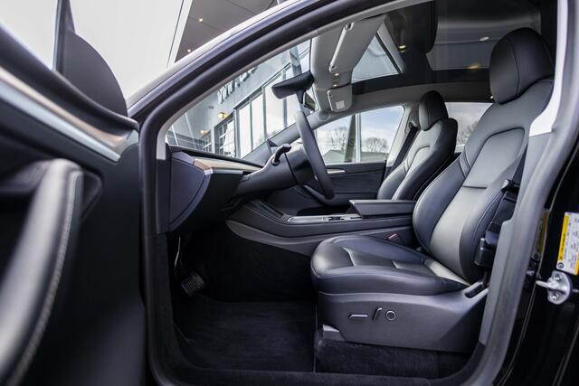 Tesla Model Y RWD 58 kWh | Auto Pilot | Stoelv. |