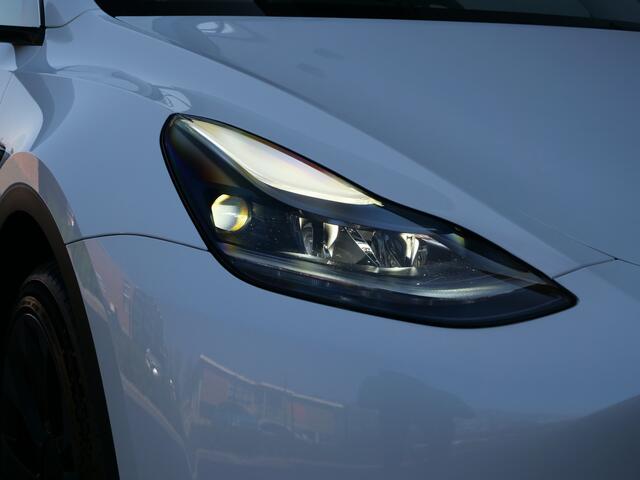 Tesla Model Y Long Range AWD 75 kWh 351pk AUTOMAAT AutoPilot 3.0 / Matrix LED / Leder / 20inch