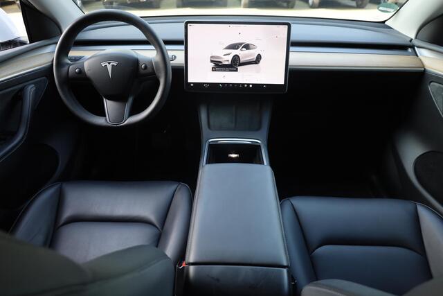 Tesla Model Y RWD 58 kWh PANO AUTOPILOT STANDAARD PREMIUM-CONNECTIVITY 20"LMV LEER SFEERVERLICHTING STOELVERWARMING ELEK.LAADKLEP NAP ENZ.