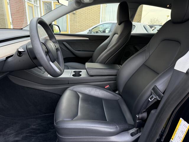 Tesla Model Y RWD 58 kWh Trekhaak, Leer, Camera's, Autopilot