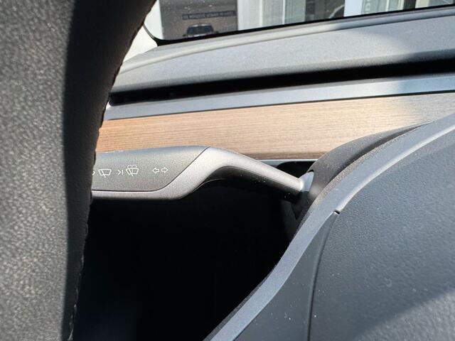 Tesla Model Y RWD 58 kWh