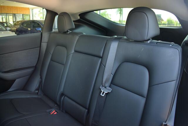 Tesla Model Y Long Range AWD 75 kWh | Full Self-Driving | Dual Motor | 463 PK